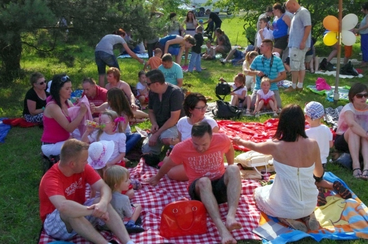 Piknik przedszkolny ?Szczęśliwe Dziecko - Szczęśliwa Rodzina?.