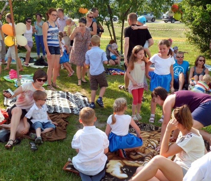 Piknik przedszkolny ?Szczęśliwe Dziecko - Szczęśliwa Rodzina?.