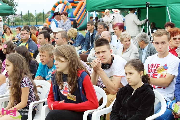 VI Podkarpacki Jarmark Ludowy ?Roztańczony Chorzelów? 2013