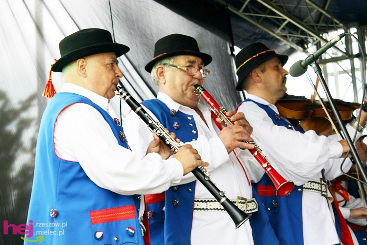 VI Podkarpacki Jarmark Ludowy ?Roztańczony Chorzelów? 2013