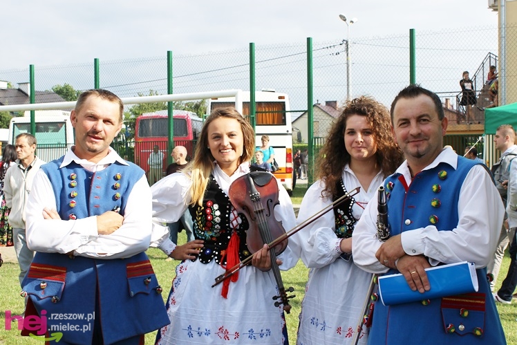 VI Podkarpacki Jarmark Ludowy ?Roztańczony Chorzelów? 2013