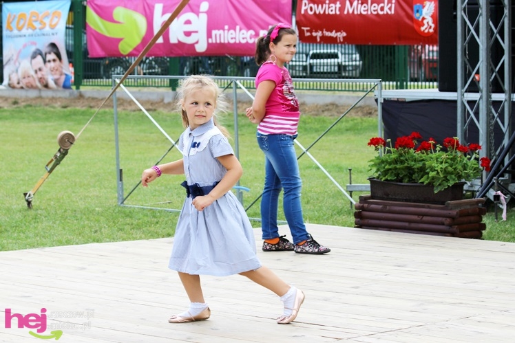 VI Podkarpacki Jarmark Ludowy ?Roztańczony Chorzelów? 2013