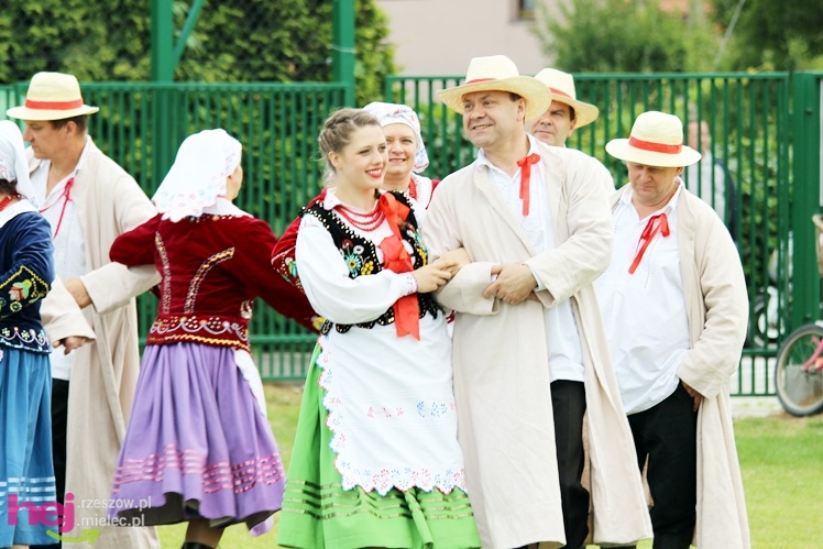 VI Podkarpacki Jarmark Ludowy ?Roztańczony Chorzelów? 2013