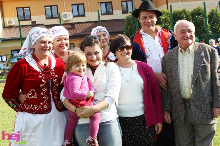 VI Podkarpacki Jarmark Ludowy ?Roztańczony Chorzelów? 2013
