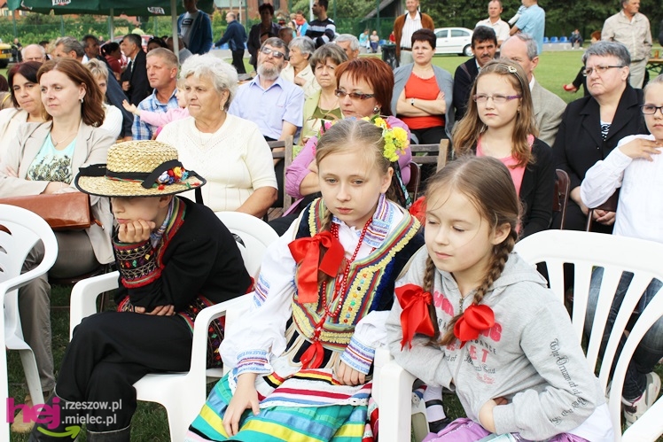 VI Podkarpacki Jarmark Ludowy ?Roztańczony Chorzelów? 2013