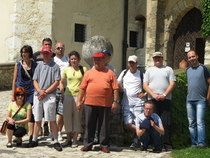 Podopieczni Domu Samopomocy na ekologicznej wycieczce w Ojcowie