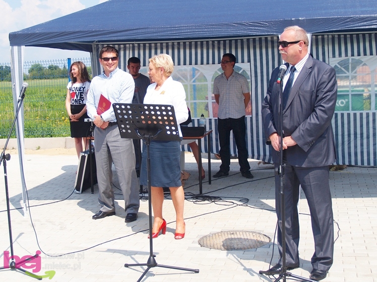 Przecław ma nowy kompleks sportowy. Minister Sportu: pilnujcie by kłódka nie wisiała