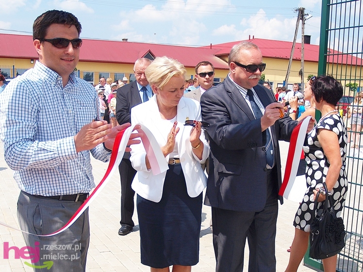 Przecław ma nowy kompleks sportowy. Minister Sportu: pilnujcie by kłódka nie wisiała
