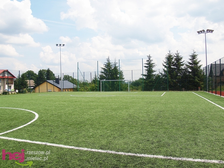 Przecław ma nowy kompleks sportowy. Minister Sportu: pilnujcie by kłódka nie wisiała