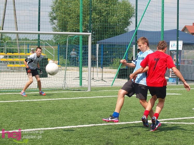 Przecław ma nowy kompleks sportowy. Minister Sportu: pilnujcie by kłódka nie wisiała