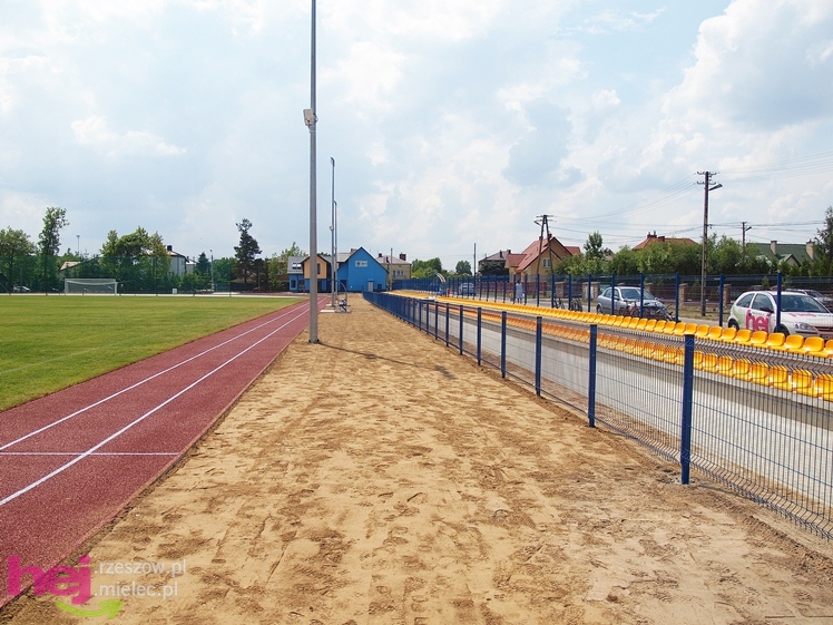 Przecław ma nowy kompleks sportowy. Minister Sportu: pilnujcie by kłódka nie wisiała