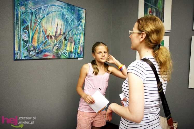 Wernisaż wystawy ?Czterech z Dębicy? w Galerii Domu Kultury