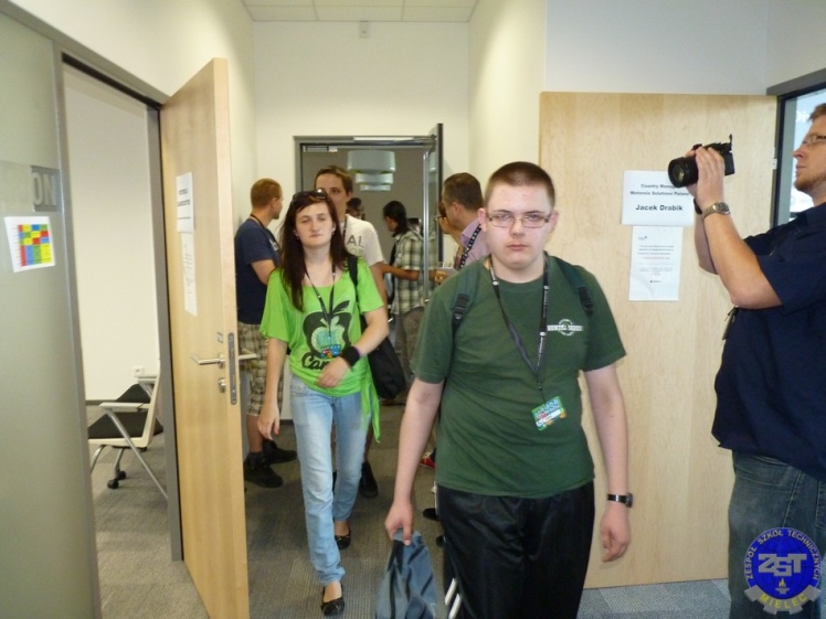 Drużyna z ZST w finałowej 15-ce konkursu robotyki