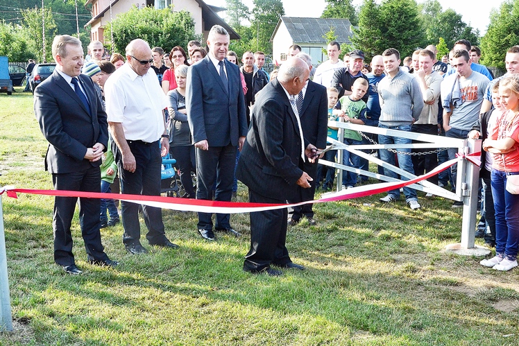 Jamnica Dulcza Wielka z piłkarskim Pucharem Burmistrza Radomyśla Wielkiego
