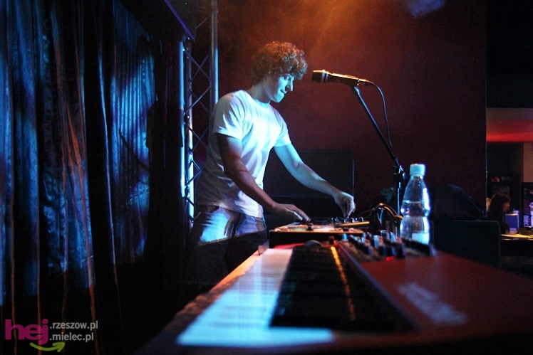 Festiwal (re)kreacji rozpoczęty! M4 muzycznie: Hirek Wrona i dubstep z góralszczyzną