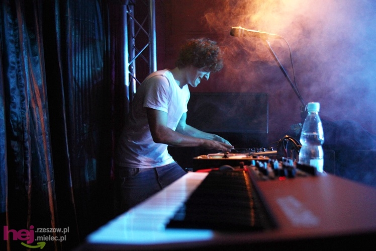 Festiwal (re)kreacji rozpoczęty! M4 muzycznie: Hirek Wrona i dubstep z góralszczyzną