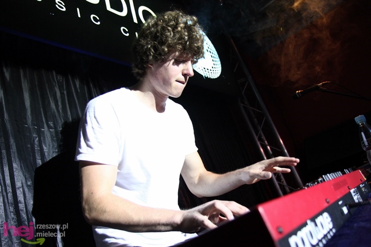 Festiwal (re)kreacji rozpoczęty! M4 muzycznie: Hirek Wrona i dubstep z góralszczyzną
