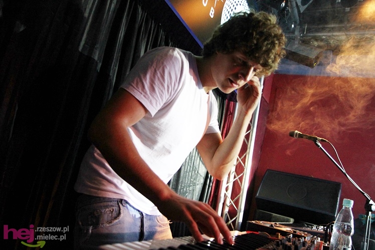 Festiwal (re)kreacji rozpoczęty! M4 muzycznie: Hirek Wrona i dubstep z góralszczyzną