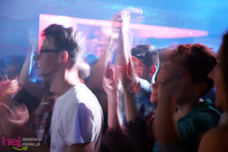 Festiwal (re)kreacji rozpoczęty! M4 muzycznie: Hirek Wrona i dubstep z góralszczyzną