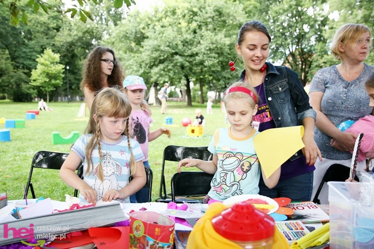 Finał 8 edycji M4. Rekreacja na bulwarach za Pałacykiem Oborskich - cz. I