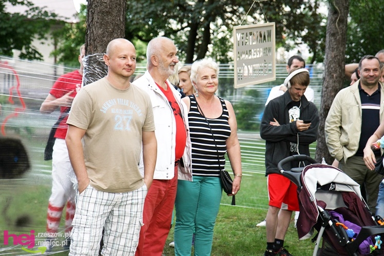 Finał 8 edycji M4. Rekreacja na bulwarach za Pałacykiem Oborskich - cz. I