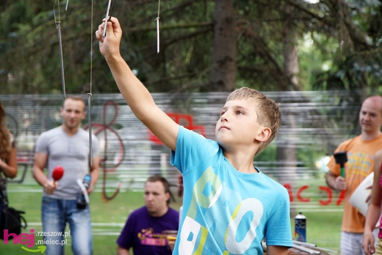 Finał 8 edycji M4. Rekreacja na bulwarach za Pałacykiem Oborskich - cz. I