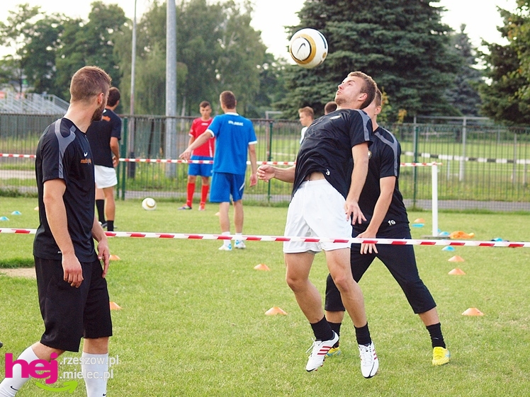Stal Mielec trenuje przed inauguracją II ligi wschodniej