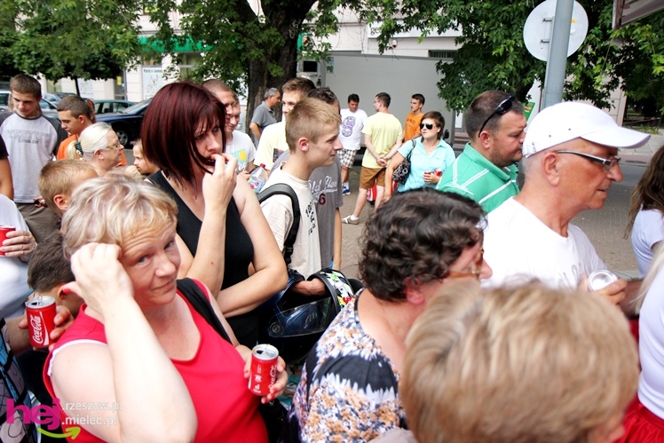 Imienne puszki Coca-Coli zawitały do Mielca