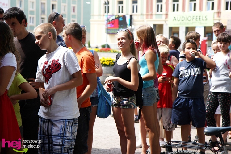 Imienne puszki Coca-Coli zawitały do Mielca