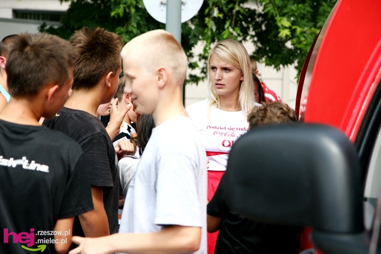 Imienne puszki Coca-Coli zawitały do Mielca