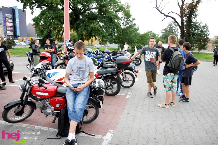 Kilkaset motocykli przejechało przez Mielec