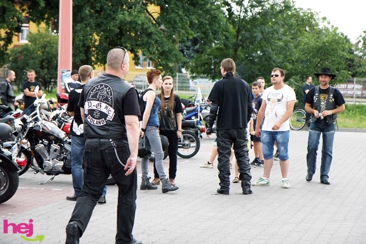 Kilkaset motocykli przejechało przez Mielec