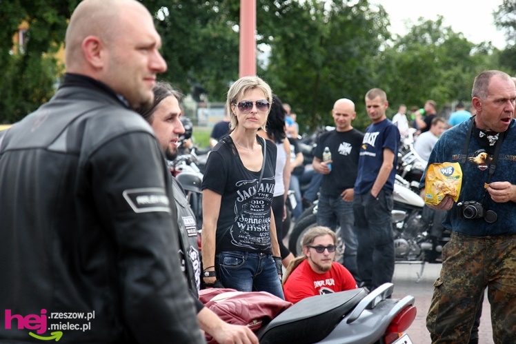 Kilkaset motocykli przejechało przez Mielec