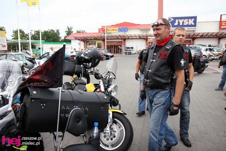 Kilkaset motocykli przejechało przez Mielec