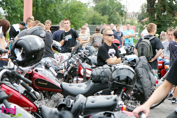 Kilkaset motocykli przejechało przez Mielec
