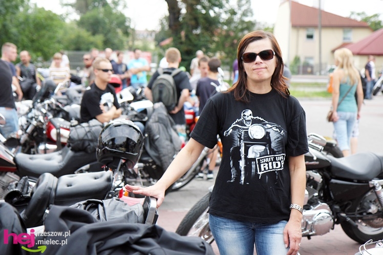 Kilkaset motocykli przejechało przez Mielec