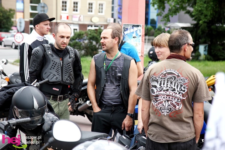 Kilkaset motocykli przejechało przez Mielec