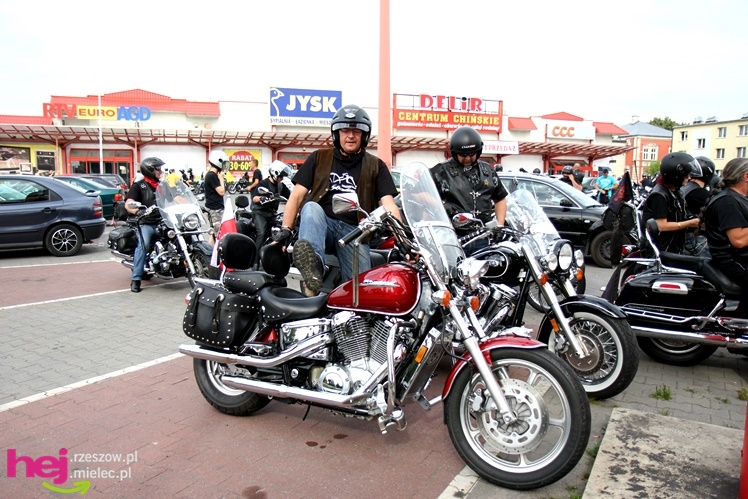 Kilkaset motocykli przejechało przez Mielec