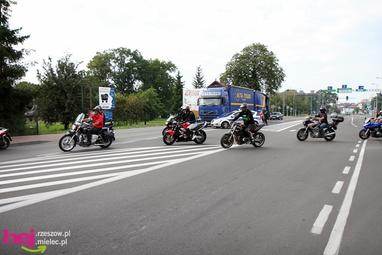 Kilkaset motocykli przejechało przez Mielec