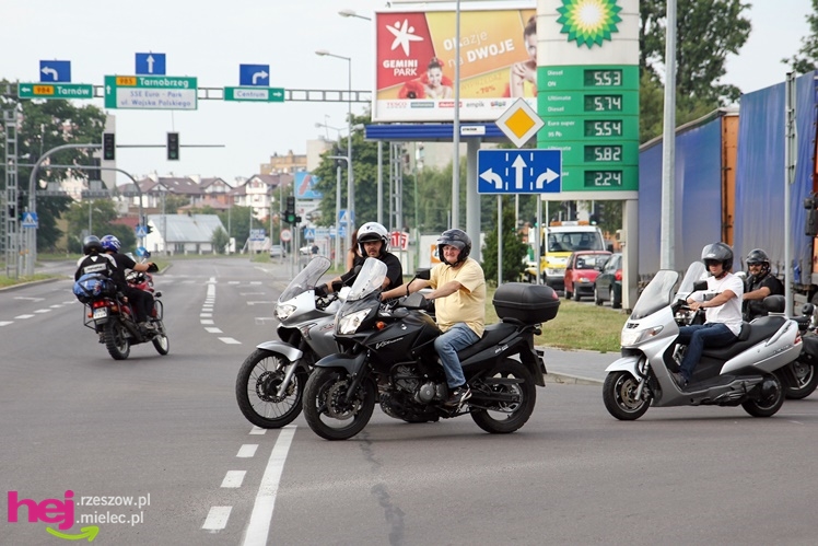 Kilkaset motocykli przejechało przez Mielec