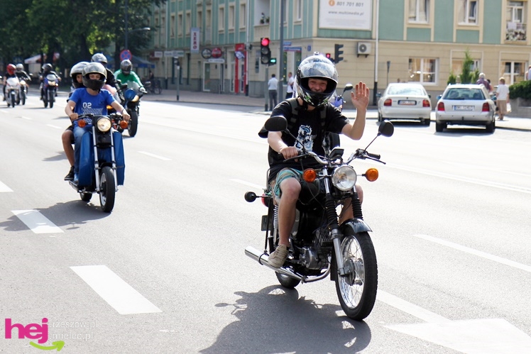 Kilkaset motocykli przejechało przez Mielec
