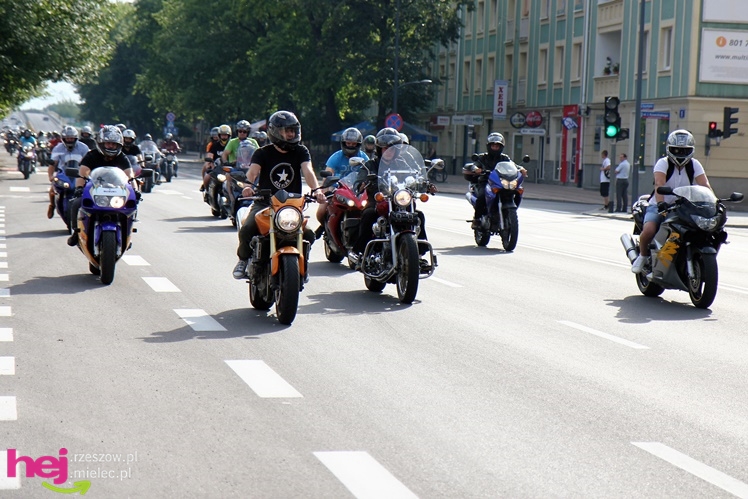 Kilkaset motocykli przejechało przez Mielec