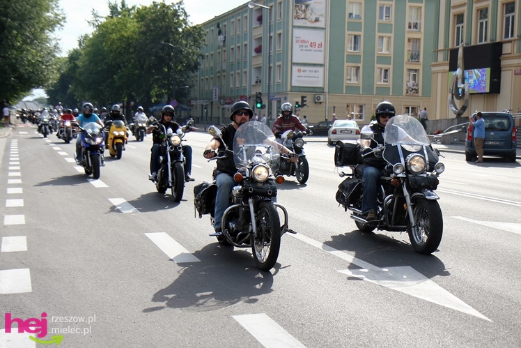 Kilkaset motocykli przejechało przez Mielec