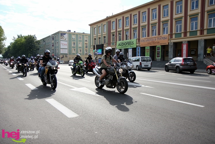 Kilkaset motocykli przejechało przez Mielec