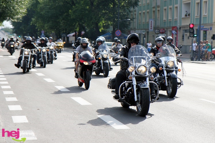 Kilkaset motocykli przejechało przez Mielec