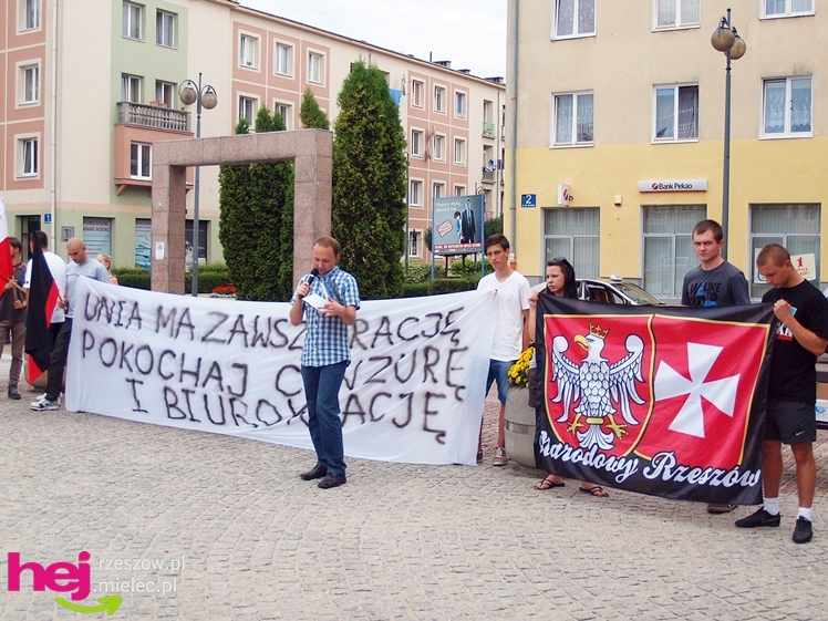 Powiedzieli ?nie? Unii Europejskiej: dwudziestu młodych ludzi, polityk SP i prezydent Stalowej Woli