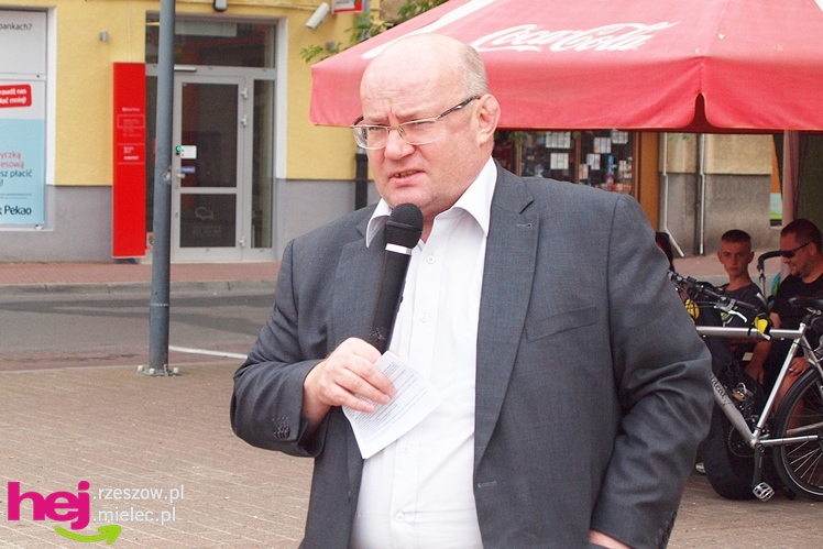 Powiedzieli ?nie? Unii Europejskiej: dwudziestu młodych ludzi, polityk SP i prezydent Stalowej Woli