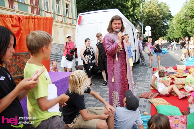 Grunt to rodzinka. Na Placu AK bawiły się całe rodziny - cz. I