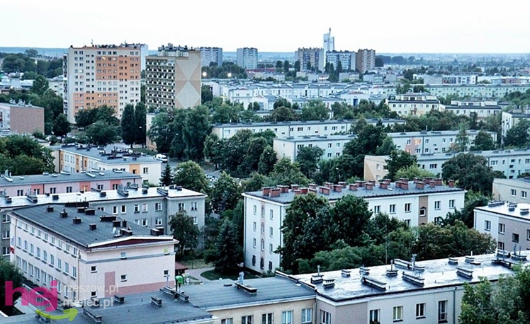 41 metrów nad centrum miasta. Co widać?