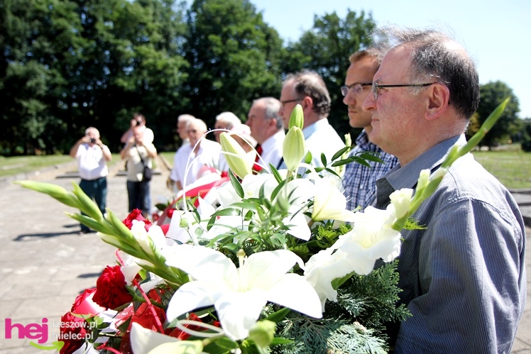 Hołd poległym żołnierzom Armii Radzieckiej